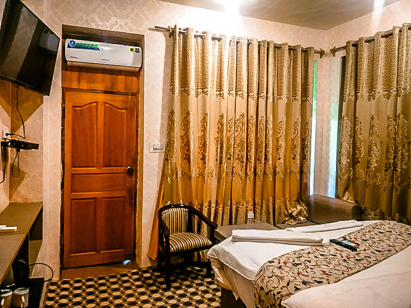 Deluxe Double Room Mountain View